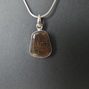 Sterling Silver Ammolite Pendant Necklace Stamped 925 in Gift Box